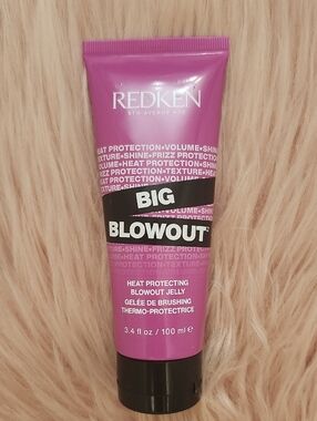 Brand New REDKEN BIG BLOWOUT HEAT PROTECTING BLOWOUT JELLY